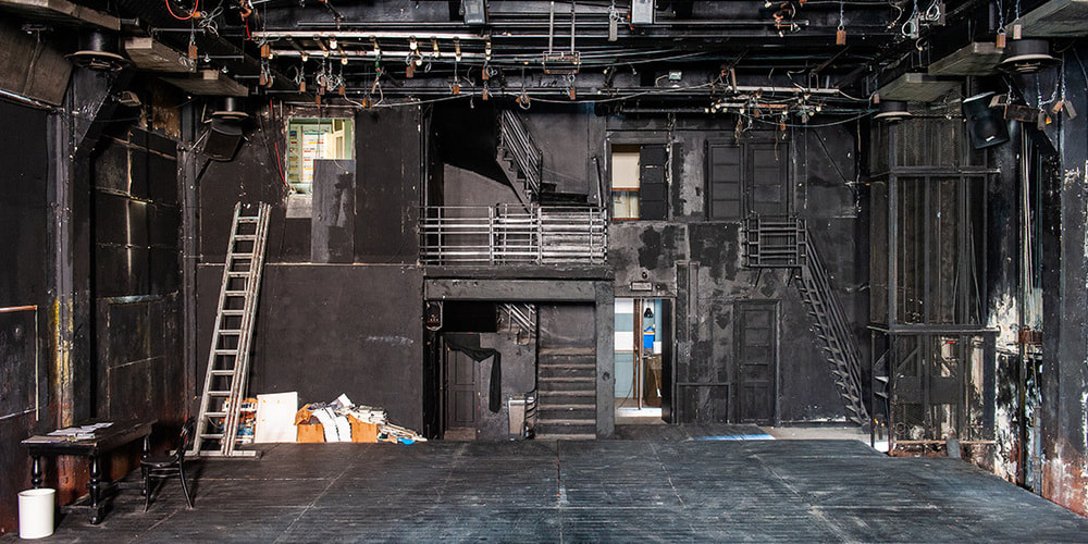 Tickets Theater der Commons, Mit Laura Strack und Sarah Waterfeld. Moderation: Sophie Diesselhorst in Berlin